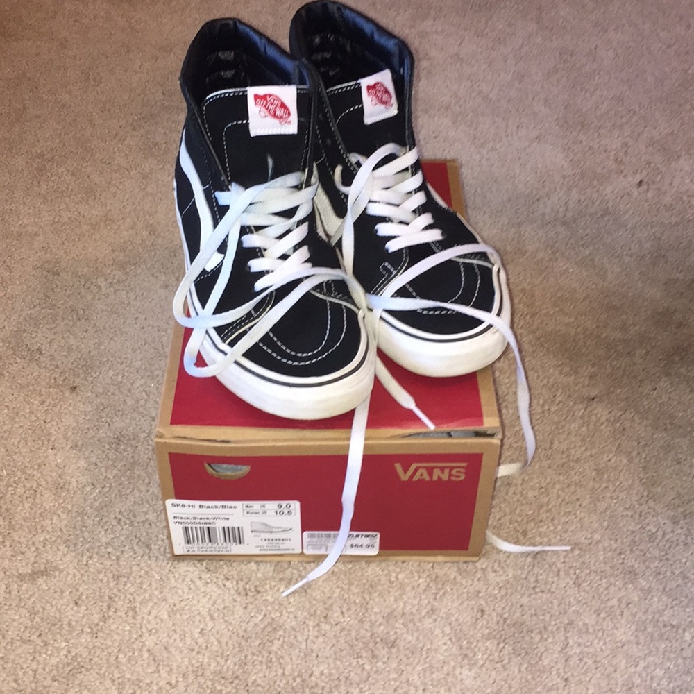 Black Vans SK8-Hi